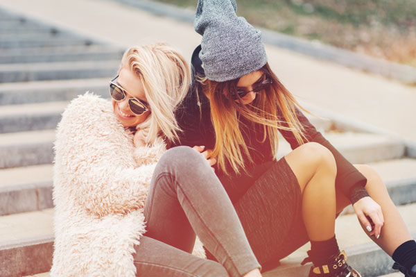 Best Friends Day วันเพื่อนสนิทสากล Best Friends Day วันเพื่อนสนิทสากล