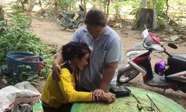 ชายดวงกุดเจอกระสุนขบวนขันหมากเจาะกลางหลัง ด้านมือยิงหนีเงียบ ชายดวงกุดเจอกระสุนขบวนขันหมากเจาะกลางหลัง ด้านมือยิงหนีเงียบ