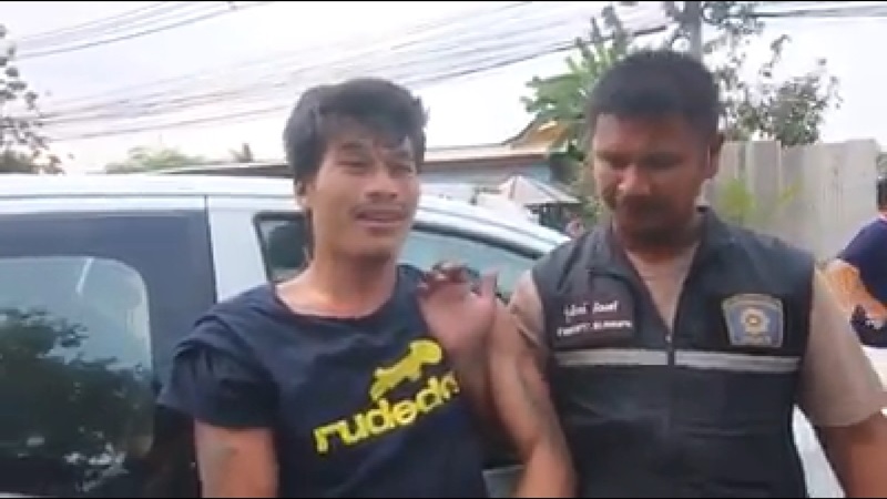 กระบะแหกด่าน กระบะแหกด่าน