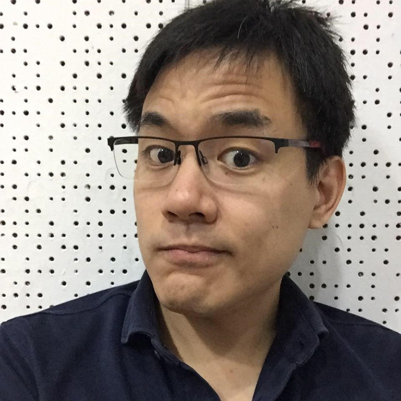 ยิ่งชีพ อัชฌานนท์ ยิ่งชีพ อัชฌานนท์