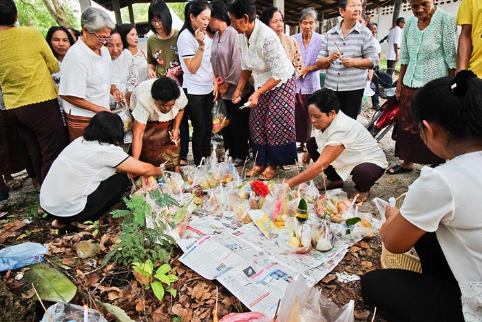 วันสารทเดือนสิบ วันสารทเดือนสิบ
