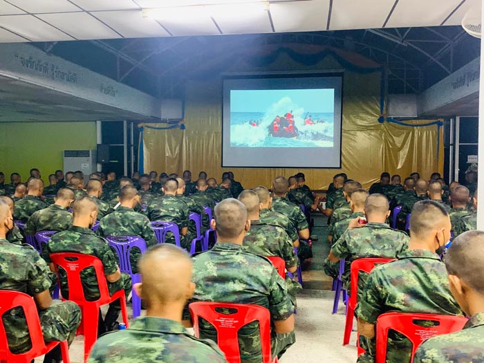 ทหารใหม่ ดูหนัง ทหารใหม่ ดูหนัง
