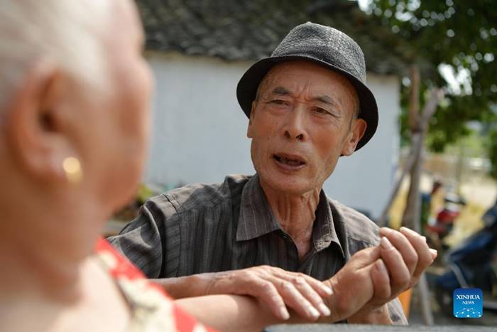 ปาฏิหาริย์,พลังรัก ปาฏิหาริย์,พลังรัก