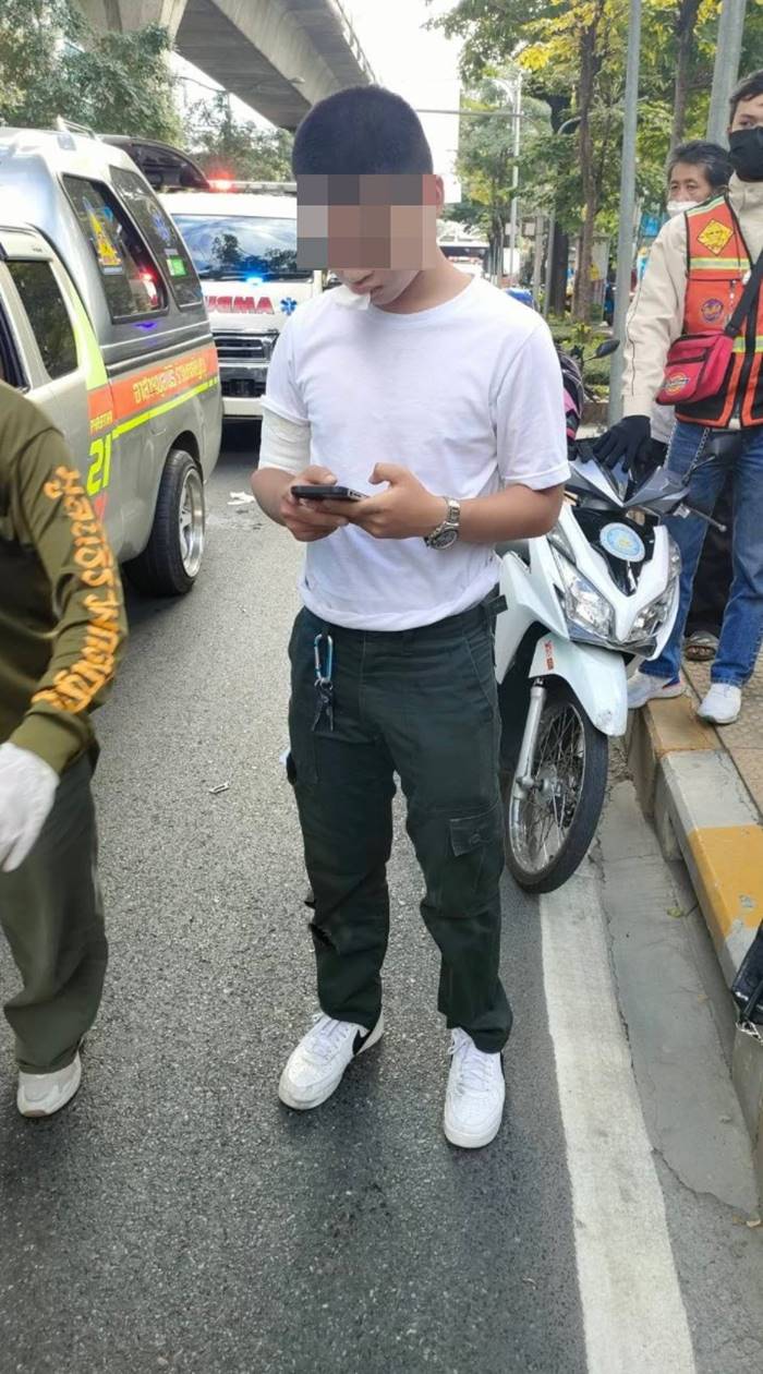 บิ๊กไบค์ชนหมอ บิ๊กไบค์ชนหมอ