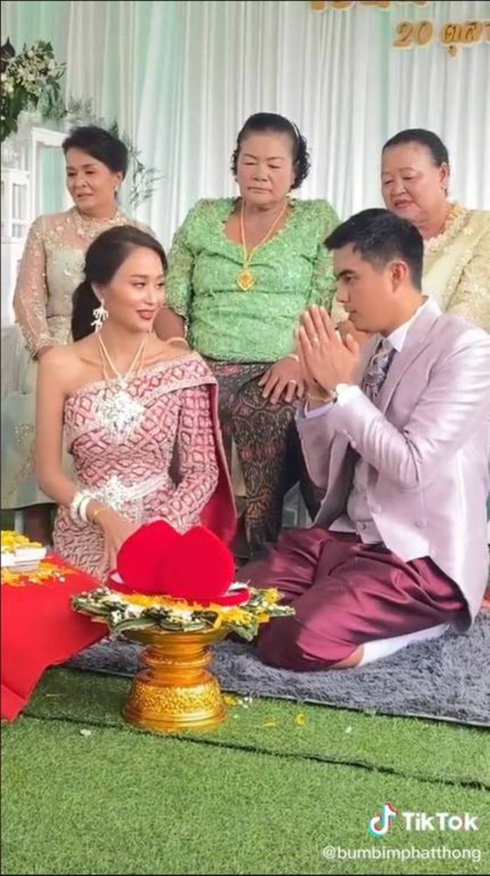 งานแต่งงาน งานแต่งงาน