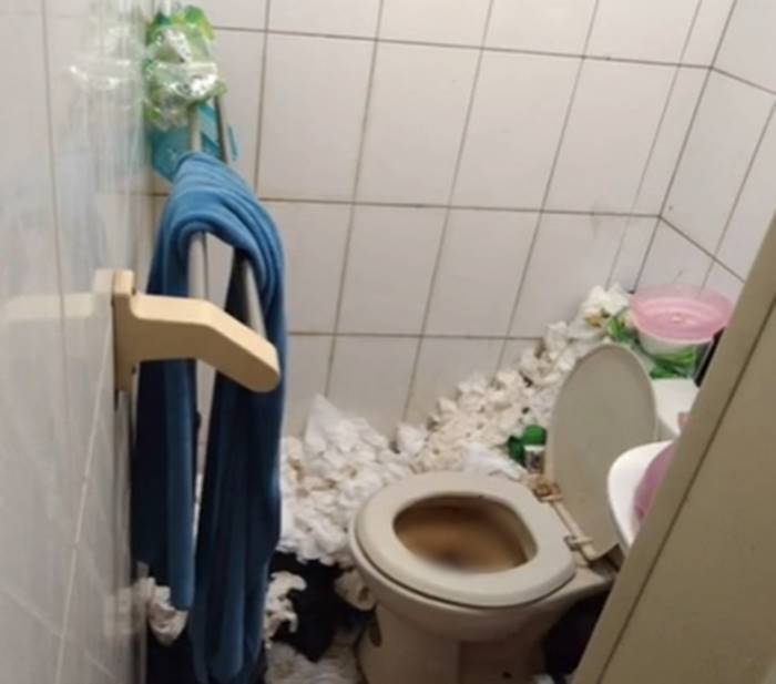 ห้องพักสกปรก ห้องพักสกปรก