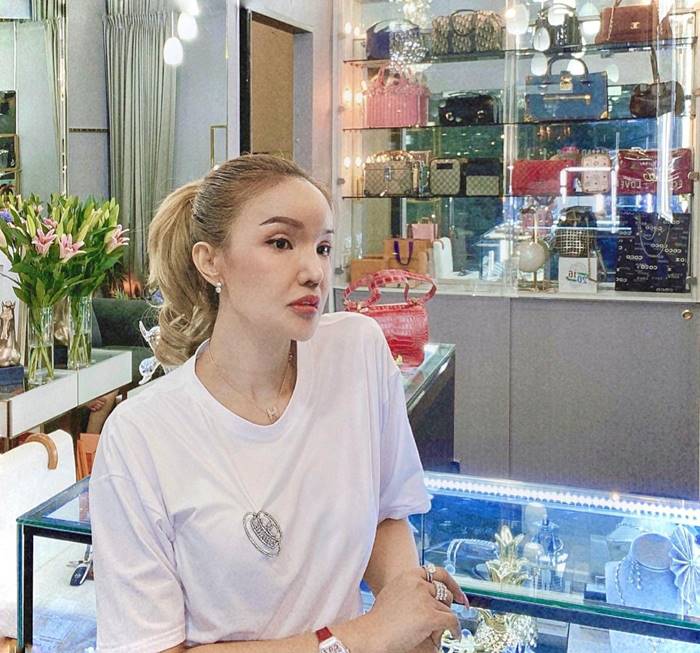 ทนายเกิดผล, ทีน่า ทนายเกิดผล, ทีน่า