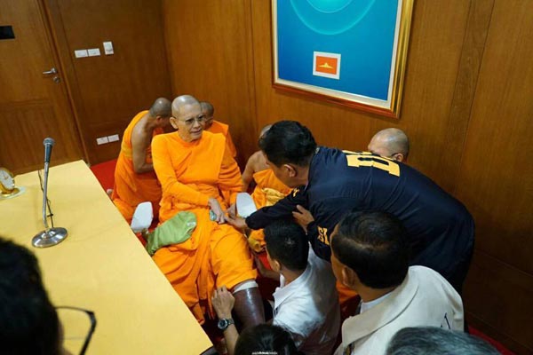 พระธัมมชโย พระธัมมชโย
