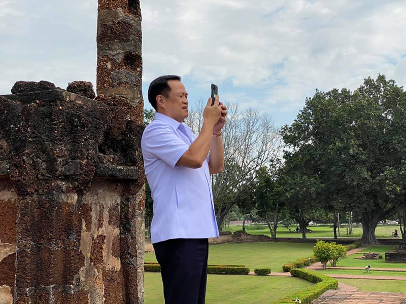 อนุทิน อนุทิน
