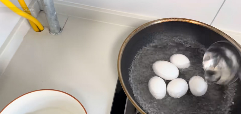 ต้มไข่ ต้มไข่