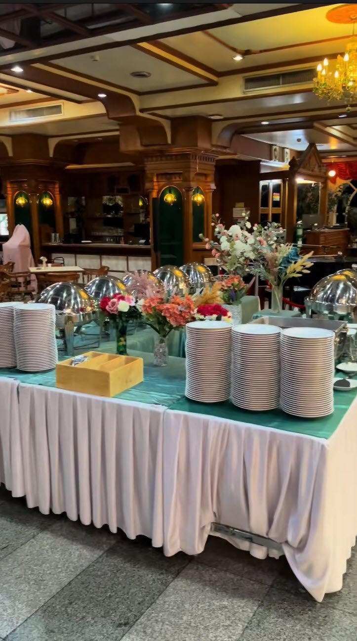 โรงแรมอลิซาเบธตอบคำถาม เช็กอิน 6 โมงเช้า กินได้กี่มื้อ 