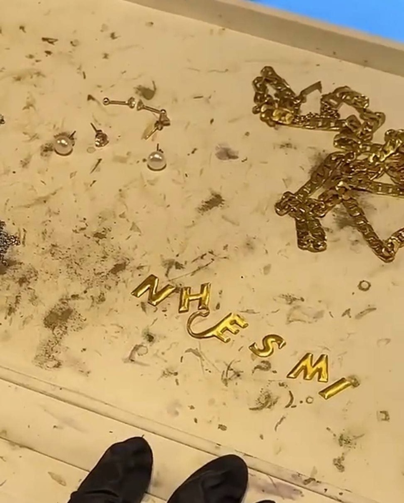 ล่าทองจากแอร์เครื่องเก่า