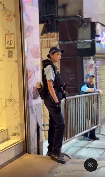 ตำรวจสาวหุ่นนางฟ้าราวนางแบบ