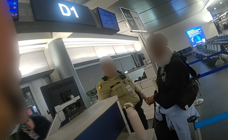 เจ้าตูบถูกทิ้งที่สนามบิน