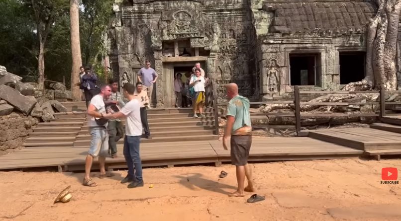 นักท่องเที่ยวต่างชาติ ถูกทำร้ายในนครวัด
