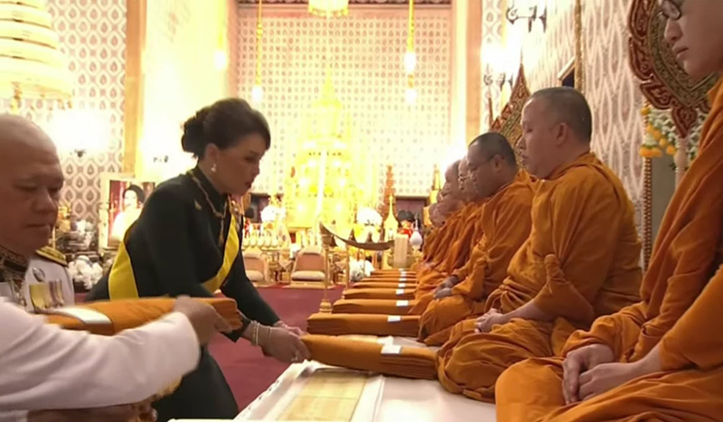พิธีธรรมสวดพระอภิธรรมพระบรมศพ สมเด็จพระบรมราชชนนีพันปีหลวง