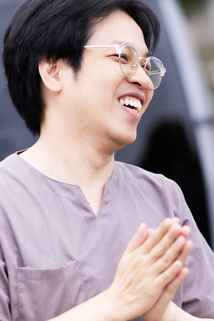 หมอบี ทูตสื่อวิญญาณ หมอบี ทูตสื่อวิญญาณ
