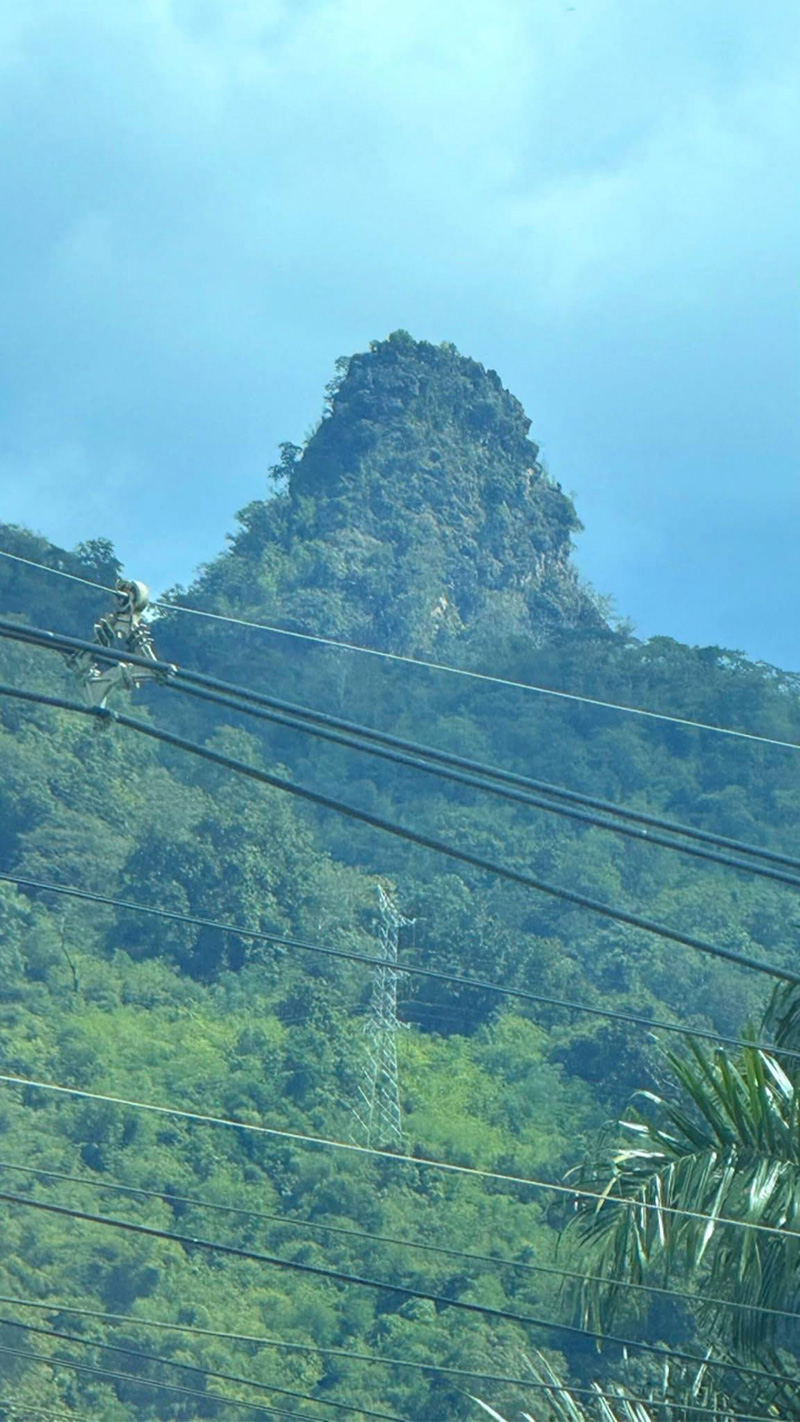 ไวรัล ภูเขาสีทอง ที่ทองผาภูมิ