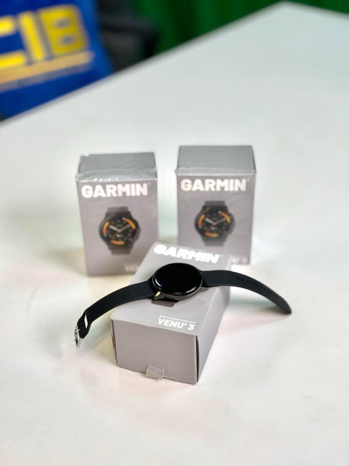 บุกจับโกดัง หลอกขาย Gadget ปลอม แบรนด์ดังเพียบ บุกจับโกดัง หลอกขาย Gadget ปลอม แบรนด์ดังเพียบ