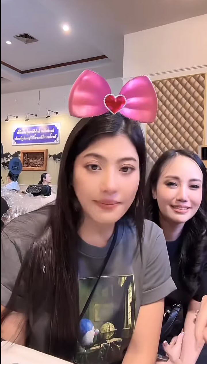 เจ้าฟ้าสิริวัณณวรี ร่วมไลฟ์ ทรงตรัสตอบเป็นกันเองกับผสกนิกร