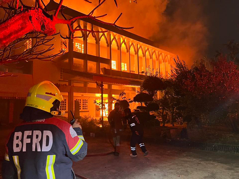 ไฟไหม้แจ้งวัฒนะ 14