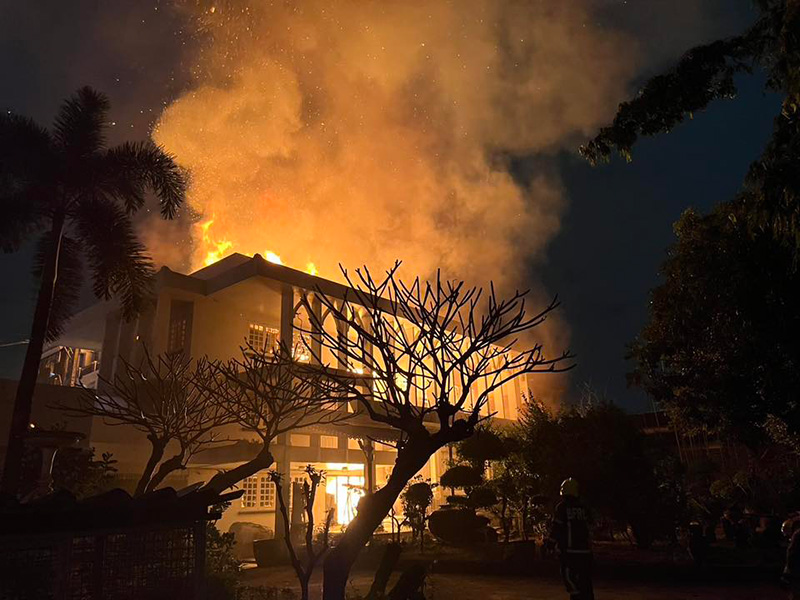 ไฟไหม้แจ้งวัฒนะ 14