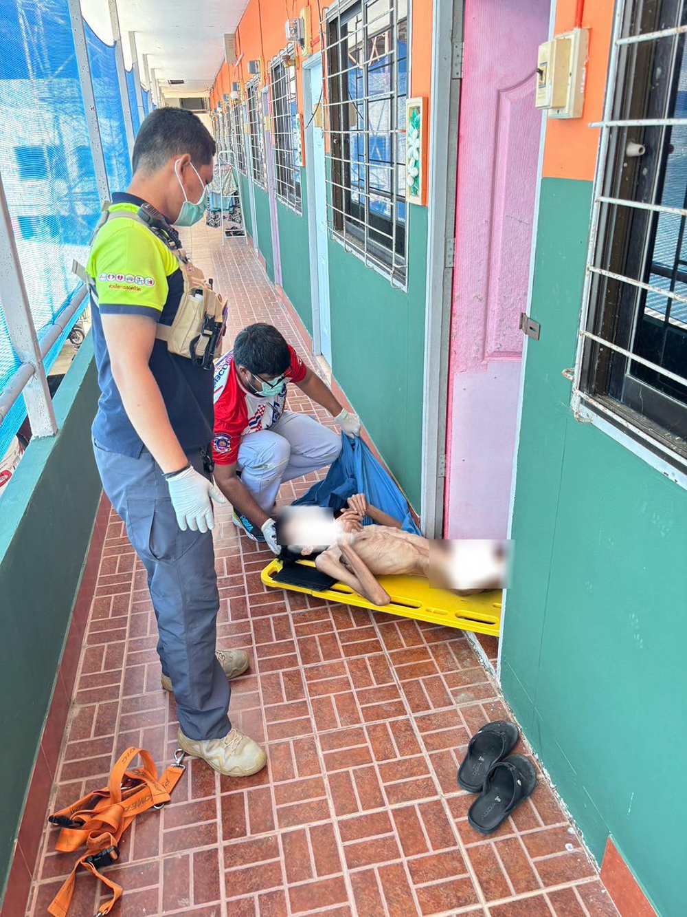 ช่วยคน ดื่มน้ำท่อม ช่วยคน ดื่มน้ำท่อม