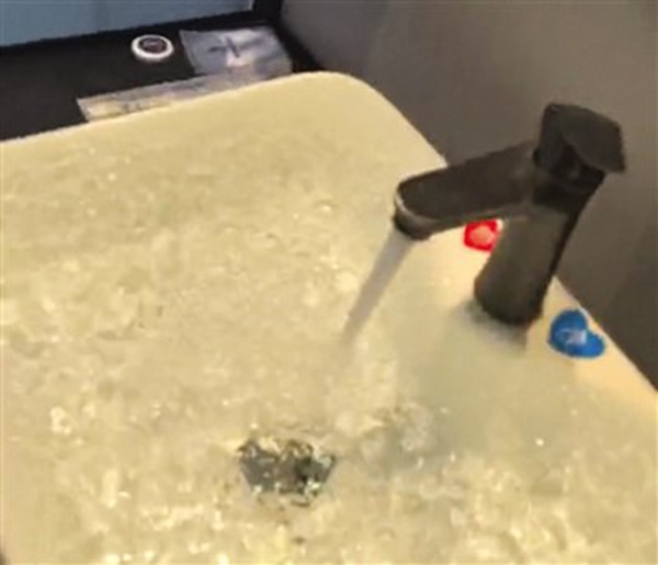 ห้องพักน้ำท่วม ห้องพักน้ำท่วม