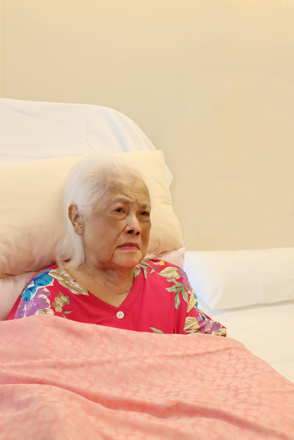 สมเด็จพระนางเจ้าสิริกิติ์ พระบรมราชินีนาถ พระบรมราชชนนีพันปีหลวง