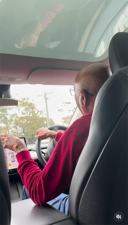 ลุงขับอูเบอร์ เศรษฐีตัวจริง ลุงขับอูเบอร์ เศรษฐีตัวจริง