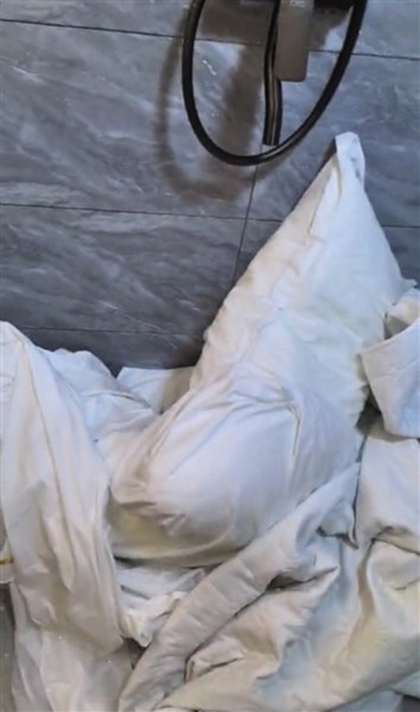 ห้องพักน้ำท่วม ห้องพักน้ำท่วม