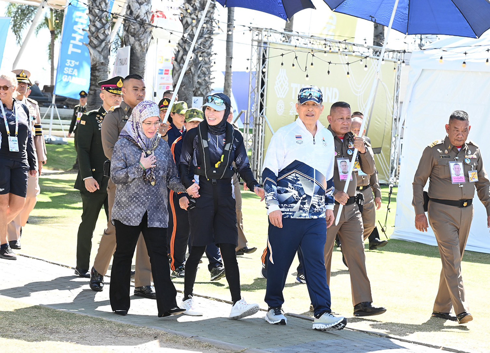 ในหลวง พระราชินี