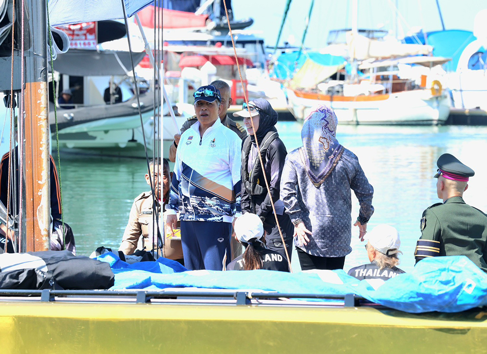 ในหลวง พระราชินี