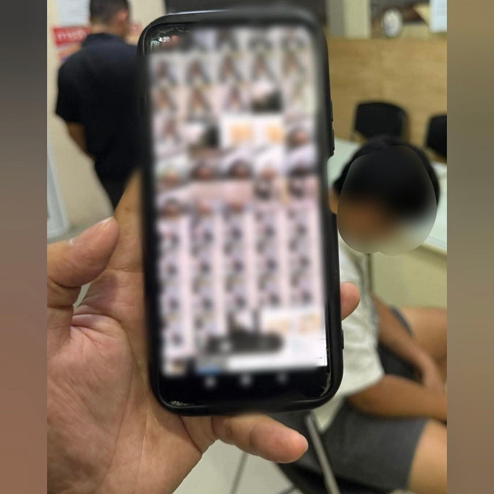 ทนายแอบถ่ายสาวในห้องน้ำปั๊ม ทนายแอบถ่ายสาวในห้องน้ำปั๊ม