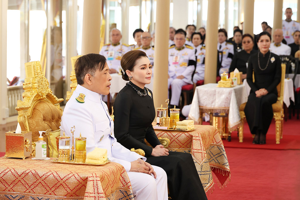 ในหลวง พระราชทานเพลิงศพ ท่านผู้หญิงพันธุ์สวลี กิติยากร