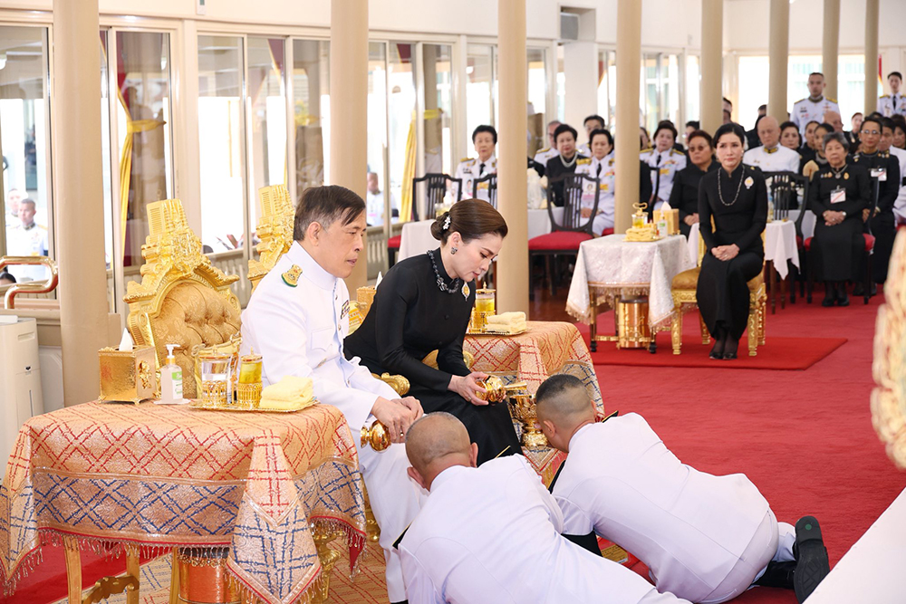 ในหลวง พระราชทานเพลิงศพ ท่านผู้หญิงพันธุ์สวลี กิติยากร