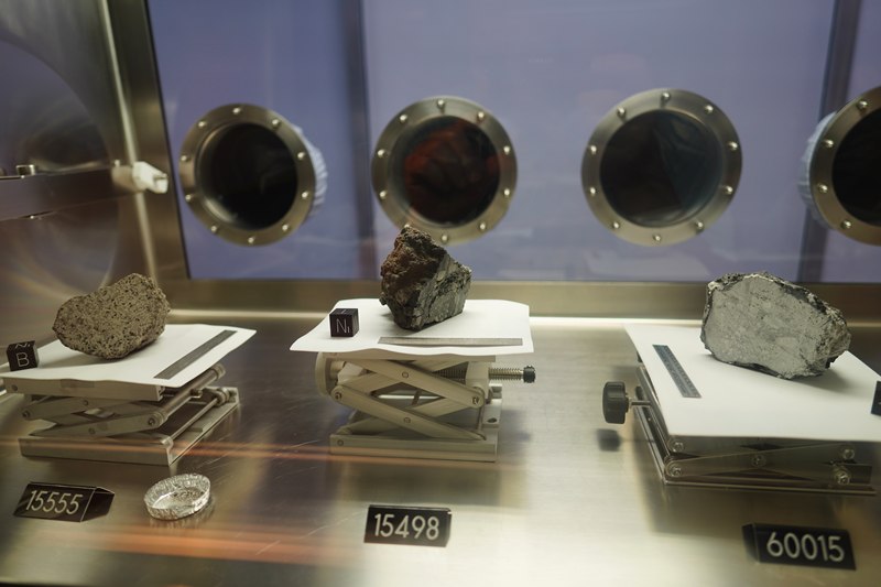 คดีประหลาด เด็กฝึกงาน NASA ขโมยหิน 680 ล้าน เพราะอยากมีเซ็กซ์บนดวงจันทร์