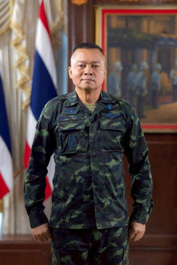 ประวัติ บิ๊กกุ้ง พล.ท. บุญสิน พาดกลาง แม่ทัพภาคที่ 2
