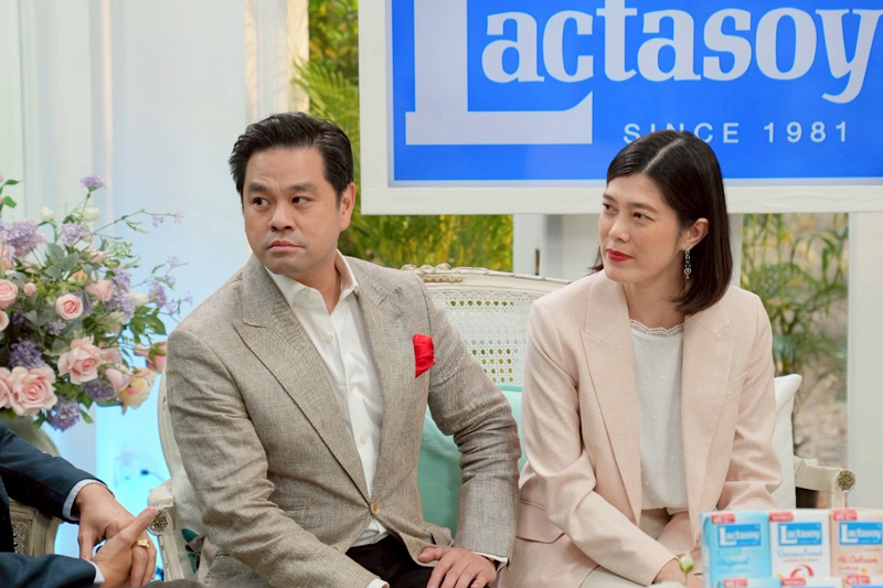 เผยเรื่องชีวิตคู่ ดร.วิทย์ - เผย วีณารัตน์