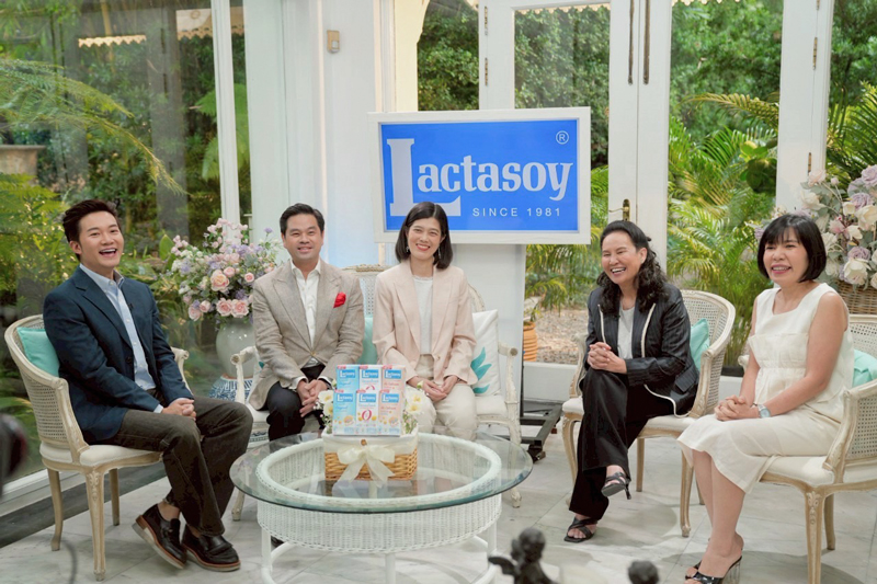 เผยเรื่องชีวิตคู่ ดร.วิทย์ - เผย วีณารัตน์