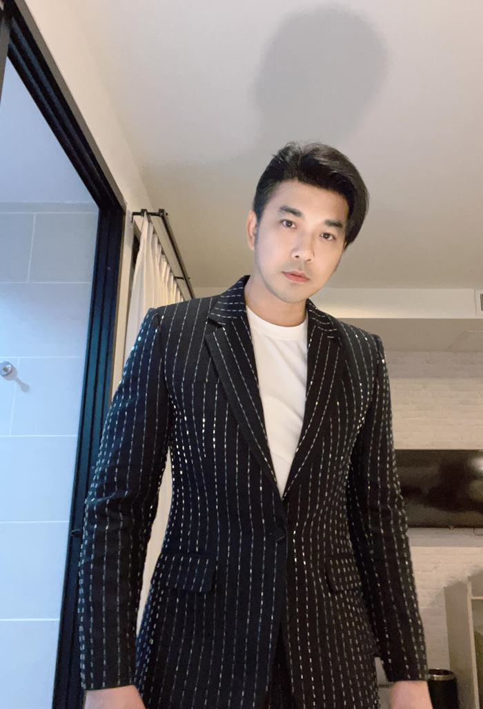 เจมส์ เรืองศักดิ์