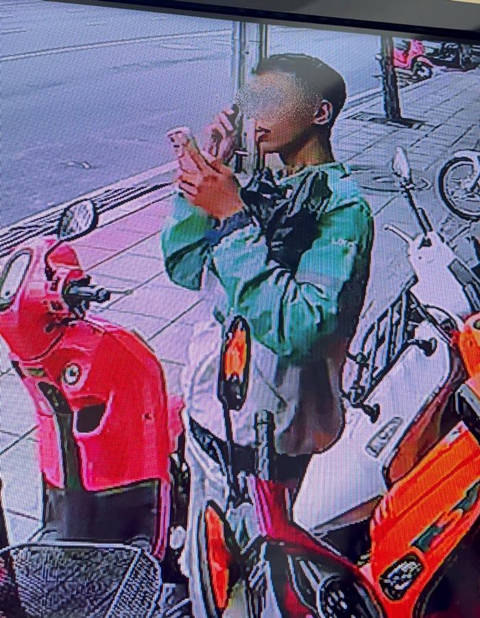  ไรเดอร์ขโมยกระเป๋า