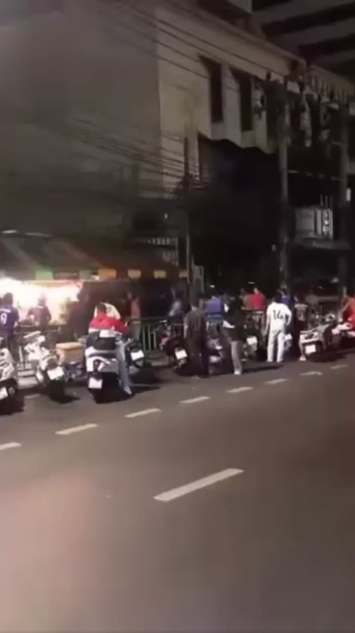แข่งบอลแพ้ ดักแทงหน้าราม แข่งบอลแพ้ ดักแทงหน้าราม