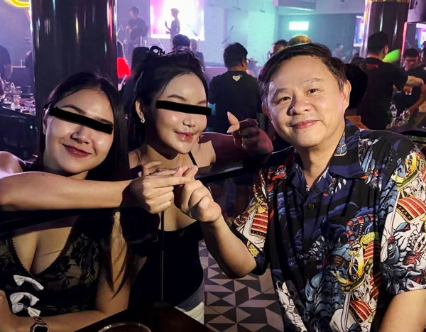 ทนายแก้ว