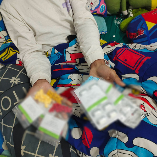 ครูลงโทษเด็ก