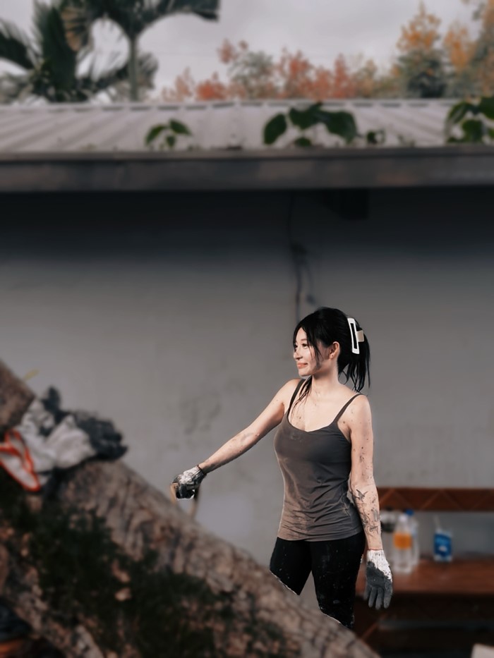 ดาราสาวลุยงานจิตอาสา ช่วยน้ำท่วม แต่ชุดทำคนหลุดโฟกัส งงถูกวิจารณ์แม้ทำดี ดาราสาวลุยงานจิตอาสา ช่วยน้ำท่วม แต่ชุดทำคนหลุดโฟกัส งงถูกวิจารณ์แม้ทำดี