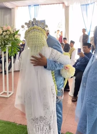 รู้ความลับของพ่อ ในวันแต่งงาน 