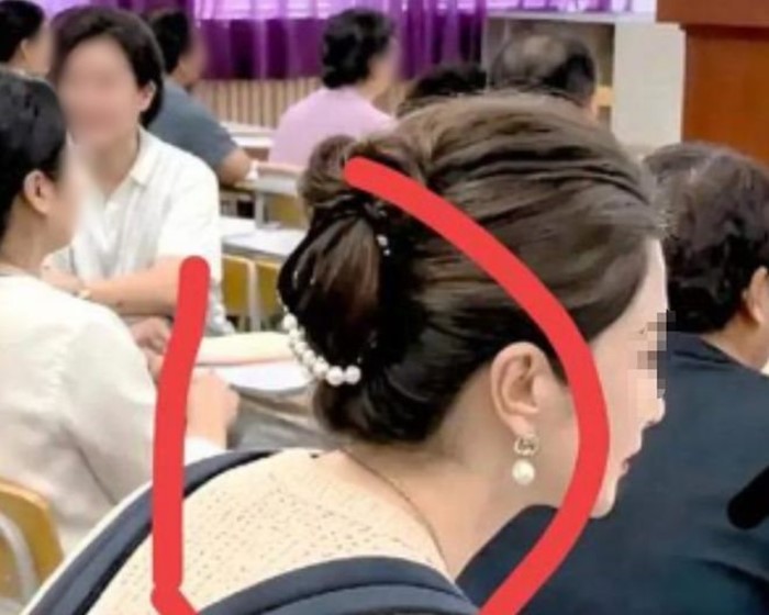 แม่สวยจนหลุดโฟกัส  แต่งแบบนี้ผิดเหรอ