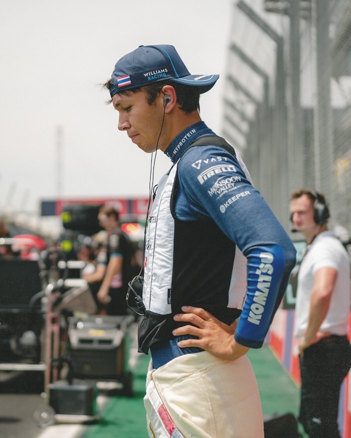 อเล็กซ์ อัลบอน นักแข่ง F1 ลูกครึ่งไทย