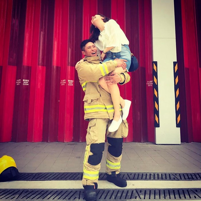 นักดับเพลิงสังเวยไฟไหม้ฮ่องกง นักดับเพลิงสังเวยไฟไหม้ฮ่องกง